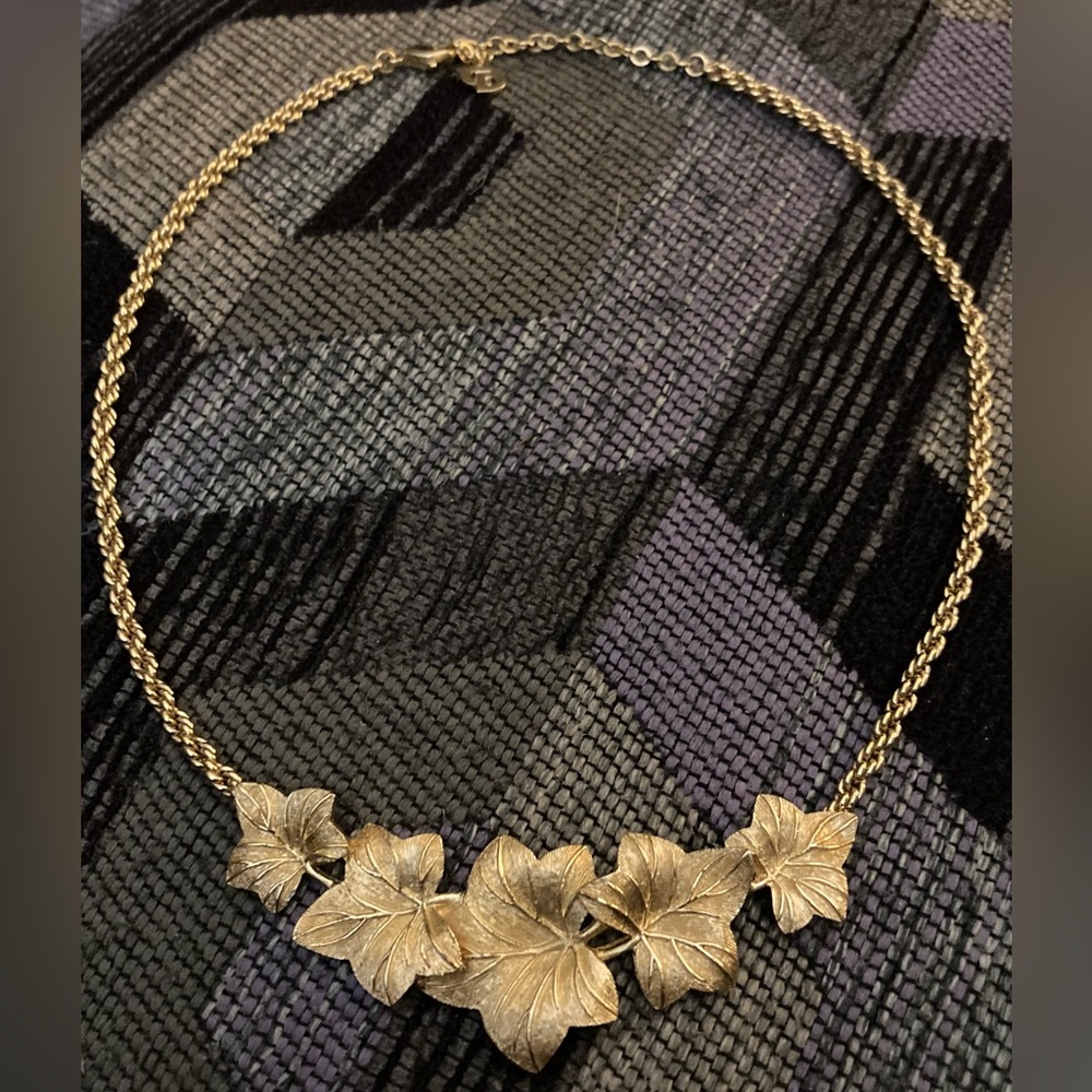 CHRISTIAN DIOR RARE Gold Leaf Collar Necklace